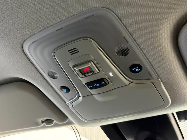 プリウス S 社外ナビ(CN-B301B)・バックモニター・スマートキー・スペアキー・トヨタセーフティセンス・LEDヘッドライト・レーダークルーズコントロール・社外15インチアルミホイール・新品夏タイヤ・前期モデル(32枚目)