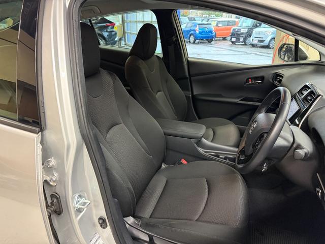 プリウス S 社外ナビ(CN-B301B)・バックモニター・スマートキー・スペアキー・トヨタセーフティセンス・LEDヘッドライト・レーダークルーズコントロール・社外15インチアルミホイール・新品夏タイヤ・前期モデル(33枚目)