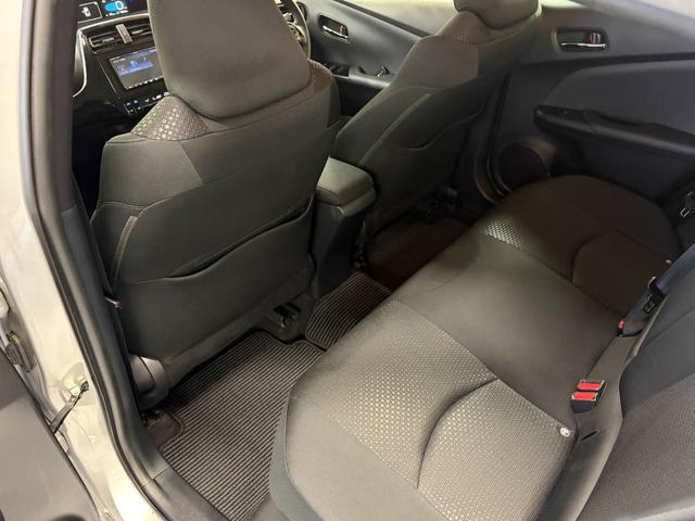 プリウス S 社外ナビ(CN-B301B)・バックモニター・スマートキー・スペアキー・トヨタセーフティセンス・LEDヘッドライト・レーダークルーズコントロール・社外15インチアルミホイール・新品夏タイヤ・前期モデル(38枚目)