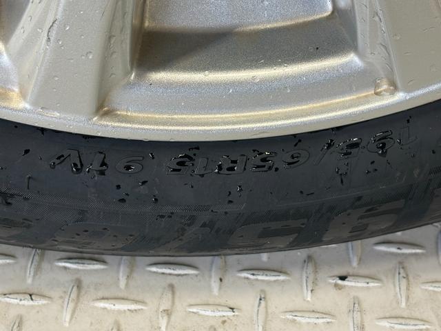 プリウス S 社外ナビ(CN-B301B)・バックモニター・スマートキー・スペアキー・トヨタセーフティセンス・LEDヘッドライト・レーダークルーズコントロール・社外15インチアルミホイール・新品夏タイヤ・前期モデル(49枚目)