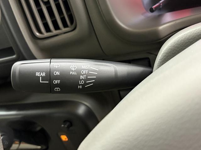 エブリイ ジョインターボ 届出済未使用車・パートタイム4WD (後輪駆動ベース)・デュアルカメラブレーキサポート・シートヒーター・充電用USBソケット・クリアランスソナー・スマートキー・スマートキー・オートライト(18枚目)