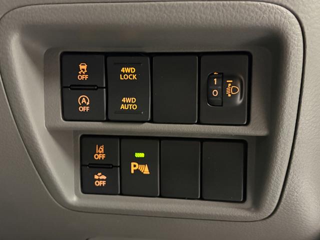 エブリイ ＰＣ　パートタイム４ＷＤ　（後輪駆動ベース）・純正ディスプレイオーディオ・バックモニター・デュアルカメラブレーキサポート・シートヒーター・充電用ＵＳＢソケット・クリアランスソナー（5枚目）