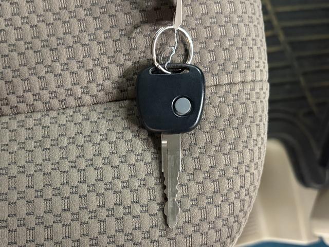 エブリイ ＰＣ　パートタイム４ＷＤ　（後輪駆動ベース）・純正ディスプレイオーディオ・バックモニター・デュアルカメラブレーキサポート・シートヒーター・充電用ＵＳＢソケット・クリアランスソナー（8枚目）