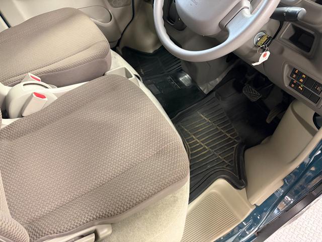 エブリイ ＰＣ　パートタイム４ＷＤ　（後輪駆動ベース）・純正ディスプレイオーディオ・バックモニター・デュアルカメラブレーキサポート・シートヒーター・充電用ＵＳＢソケット・クリアランスソナー（28枚目）