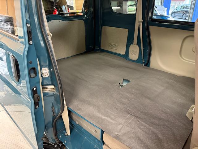 エブリイ ＰＣ　パートタイム４ＷＤ　（後輪駆動ベース）・純正ディスプレイオーディオ・バックモニター・デュアルカメラブレーキサポート・シートヒーター・充電用ＵＳＢソケット・クリアランスソナー（34枚目）