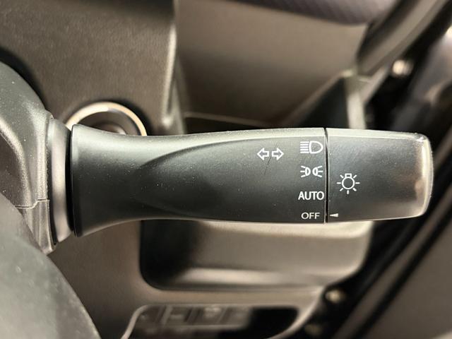 ワゴンR ハイブリッドFZ デュアルセンサーブレーキサポート・Panasonicナビ(CN-RZ72W)・バックモニター・スマートキー・スペアキー・シートヒーター・HUD・ステアリングリモコン・オートライト・電動格納ミラー(26枚目)