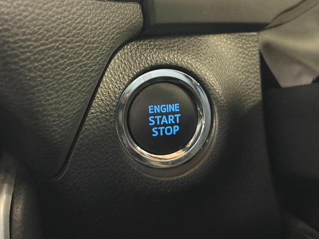 RAV4 X メーカーオプションディスプレイオーディオ・トヨタセーフティセンス・バックモニター・スマートキー・スペアキー・ETC2.0・アダプティブクルーズコントロール・LEDヘッドライト・電動パーキングブレーキ(8枚目)