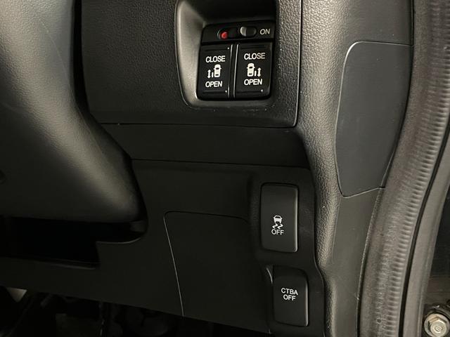 N-BOXカスタム G・ターボAパッケージ ワンオーナー・社外ナビ(CN-R300D)・ETC・スマートキー・スペアキー・クルーズコントロール・オートライト・電動格納ミラー・両側パワースライドドア・キセノンライト・あんしんパッケージ(7枚目)