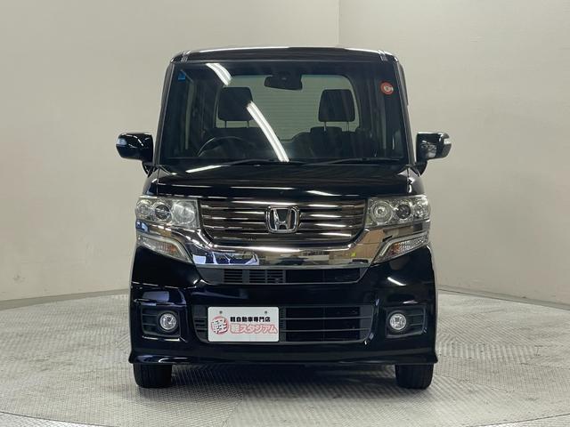 N-BOXカスタム G・ターボAパッケージ ワンオーナー・社外ナビ(CN-R300D)・ETC・スマートキー・スペアキー・クルーズコントロール・オートライト・電動格納ミラー・両側パワースライドドア・キセノンライト・あんしんパッケージ(9枚目)