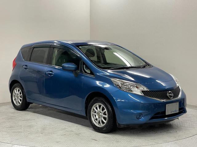 ノート Ｘ　純正ナビ（ＭＣ３１４Ｄ－Ｗ）・バックモニター・スマートキースペアキー・Ｂｌｕｅｔｏｏｔｈ・衝突軽減ブレーキ・レーンアシスト・電動格納ミラー・社外アルミホイール（12枚目）