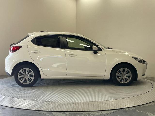 ＭＡＺＤＡ２ １５Ｃ　マツダコネクトナビ・バックモニター・スマートキー・スペアキー・Ｂｌｕｅｔｏｏｔｈ・ＥＴＣ・衝突軽減ブレーキ・レーンアシスト・電動格納ミラー・クリアランスソナー・ステアリングリモコン・ＬＥＤヘッドライト（19枚目）