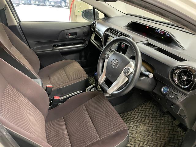 アクア Ｇ　スマートキー・純正ナビ（ＮＳＣＰ－Ｗ６４）・バックモニター・電動格納ミラー・オートライト・ビルドインＥＴＣ・ステアリングリモコン・クルーズコントロール・Ｂｌｕｅｔｏｏｔｈ（12枚目）