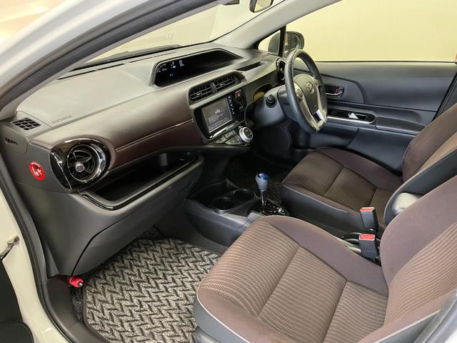 アクア Ｇ　スマートキー・純正ナビ（ＮＳＣＰ－Ｗ６４）・バックモニター・電動格納ミラー・オートライト・ビルドインＥＴＣ・ステアリングリモコン・クルーズコントロール・Ｂｌｕｅｔｏｏｔｈ（13枚目）