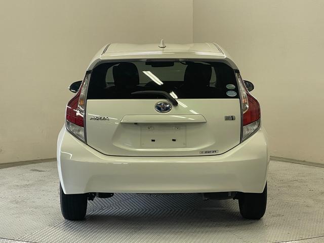 アクア Ｇ　スマートキー・純正ナビ（ＮＳＣＰ－Ｗ６４）・バックモニター・電動格納ミラー・オートライト・ビルドインＥＴＣ・ステアリングリモコン・クルーズコントロール・Ｂｌｕｅｔｏｏｔｈ（17枚目）