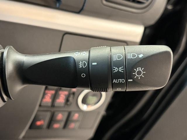 タント カスタムＲＳ　トップエディションＶＳ　ＳＡＩＩＩ　スマートアシスト・全方位カメラ・両側パワースライドドア・シートヒーター・スマートキー・スペアキー・社外ナビ（ＡＶＮ－Ｄ９Ｗ）・ＥＴＣ・Ｂｌｕｅｔｏｏｔｈ・ステアリングリモコン・純正アルミホイール（26枚目）