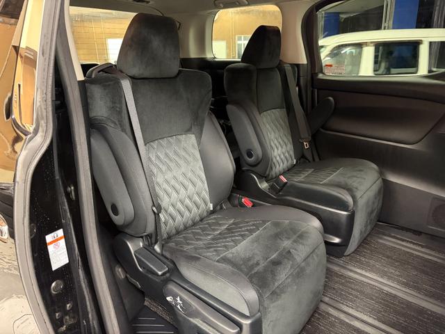 ヴェルファイア ２．５Ｚ　ワンオーナー・ビッグＸ１１インチ・後席フリップダウンモニター・両側パワースライドドア・新品夏タイヤ・スペアキー・ＥＴＣ・トヨタセーフティセンス・ＬＥＤヘッドライト・ステアリングリモコン・オットマン・（18枚目）