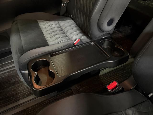 ヴェルファイア ２．５Ｚ　ワンオーナー・ビッグＸ１１インチ・後席フリップダウンモニター・両側パワースライドドア・新品夏タイヤ・スペアキー・ＥＴＣ・トヨタセーフティセンス・ＬＥＤヘッドライト・ステアリングリモコン・オットマン・（40枚目）