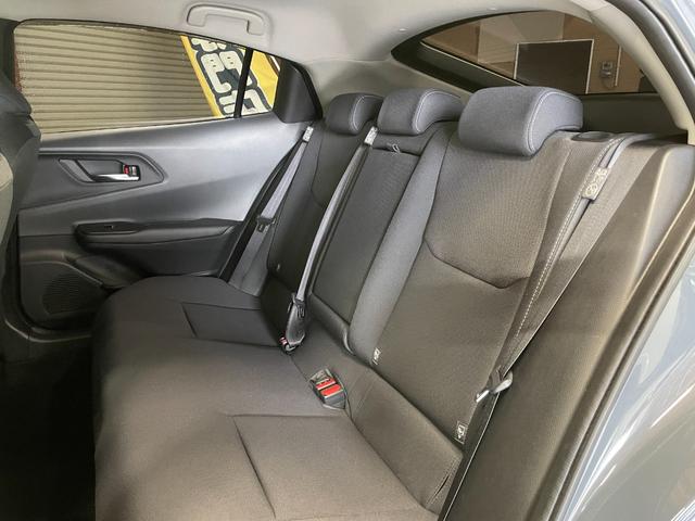 プリウス Ｇ　ワンオーナー・禁煙車・純正ナビ・バックモニター・トヨタセーフティセンス・ＥＴＣ２．０・スペアキー・前席シートヒーター・ＢＳＭ・レーダークルーズコントロール・ＡＣ１００Ｖ・ＬＥＤヘッドライト（37枚目）