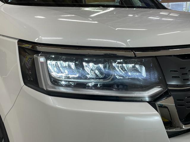 ステップワゴン ｅ：ＨＥＶスパーダ　登録済未使用車・ホンダセンシング・マルチビューカメラシステム対応・スペアキー・両側パワースライドドア・前席シートヒーター・パワーバックドア・後席シートバックテーブル・ＬＥＤヘッドライト（30枚目）