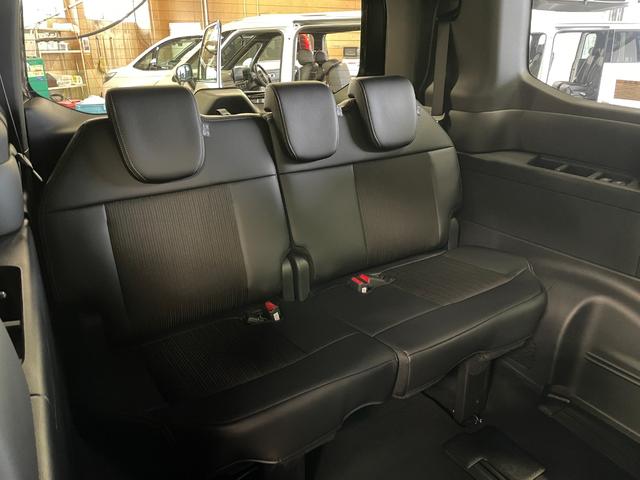 ステップワゴン ｅ：ＨＥＶスパーダ　登録済未使用車・ホンダセンシング・マルチビューカメラシステム対応・スペアキー・両側パワースライドドア・前席シートヒーター・パワーバックドア・後席シートバックテーブル・ＬＥＤヘッドライト・オットマン（14枚目）