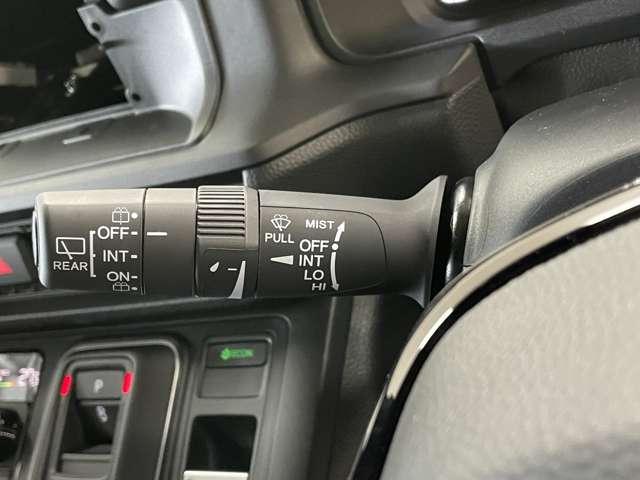 ステップワゴン ｅ：ＨＥＶスパーダ　登録済未使用車・ホンダセンシング・マルチビューカメラシステム対応・スペアキー・両側パワースライドドア・前席シートヒーター・パワーバックドア・後席シートバックテーブル・ＬＥＤヘッドライト・オットマン（20枚目）