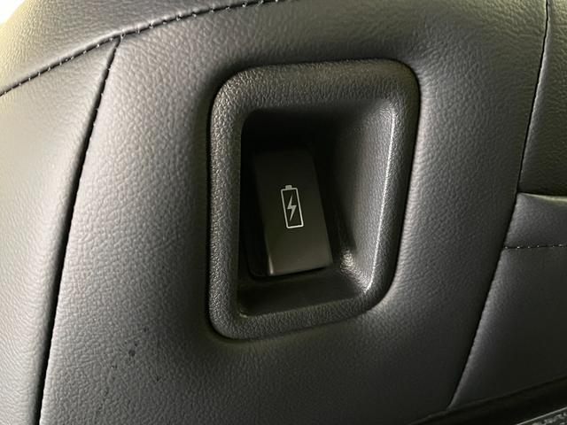 ステップワゴン ｅ：ＨＥＶスパーダ　登録済未使用車・ホンダセンシング・マルチビューカメラシステム対応・スペアキー・両側パワースライドドア・前席シートヒーター・パワーバックドア・後席シートバックテーブル・ＬＥＤヘッドライト・オットマン（38枚目）