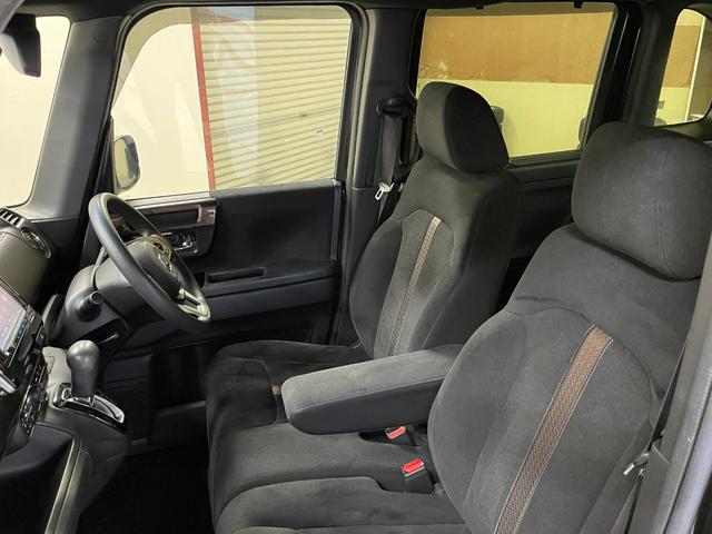 Ｎ－ＢＯＸカスタム Ｇ・Ｌホンダセンシング　社外ナビ・充電用ＵＳＢソケット・バックモニター・スマートキー・スペアキー・ステアリングリモコン・ＥＴＣ・ＬＥＤヘッドライト・アダプティブクルーズコントロール・純正アルミホイール・オートライト（16枚目）