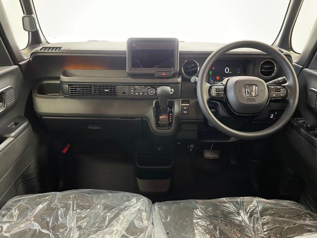 Ｎ－ＢＯＸカスタム ベースグレード　届出済未使用車・ホンダセンシング・スマートキー・スペアキー・シートヒーター・純正アルミホイール・電動パーキングブレーキ・アダプティブクルーズコントロール・ステアリングリモコン・ＬＥＤヘッドライト（4枚目）