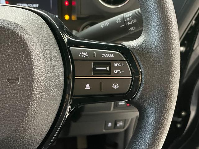 Ｎ－ＢＯＸカスタム ベースグレード　届出済未使用車・ホンダセンシング・スマートキー・スペアキー・シートヒーター・純正アルミホイール・電動パーキングブレーキ・アダプティブクルーズコントロール・ステアリングリモコン・ＬＥＤヘッドライト（18枚目）