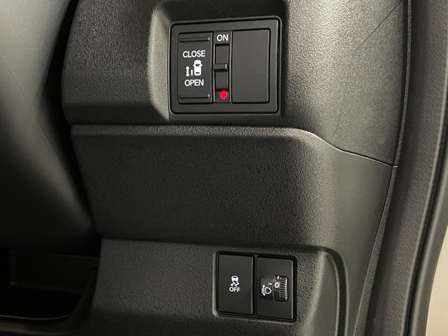 Ｎ－ＢＯＸカスタム ベースグレード　届出済未使用車・ホンダセンシング・スマートキー・スペアキー・シートヒーター・純正アルミホイール・電動パーキングブレーキ・アダプティブクルーズコントロール・ステアリングリモコン・ＬＥＤヘッドライト（5枚目）