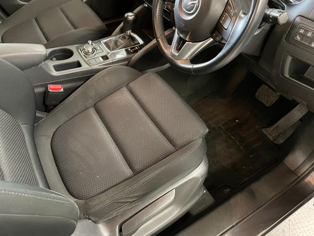 ＣＸ－５ ＸＤ　プロアクティブ　純正ナビ　バック＆サイドカメラ　スマートキー　スペアキー　ＥＴＣ　ＢＳＭ　ＢＯＳＥサウンドシステム　アダプティブクルーズコントロール　ステアリングリモコン　クリアランスソナー（37枚目）