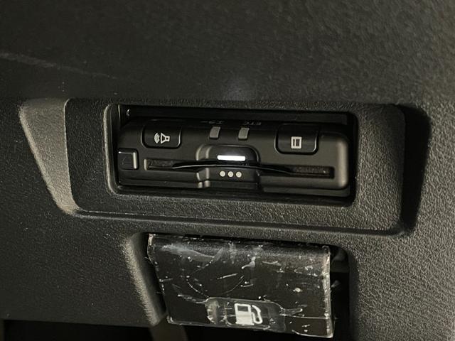 ノート Ｘ　純正ナビ　ワンオーナー　禁煙車　バックモニター　電子パーキング　ＬＥＤヘッドライト　ＥＴＣ　クリアランスソナー　Ｂｌｕｅｔｏｏｔｈ　フルセグＴＶ（10枚目）