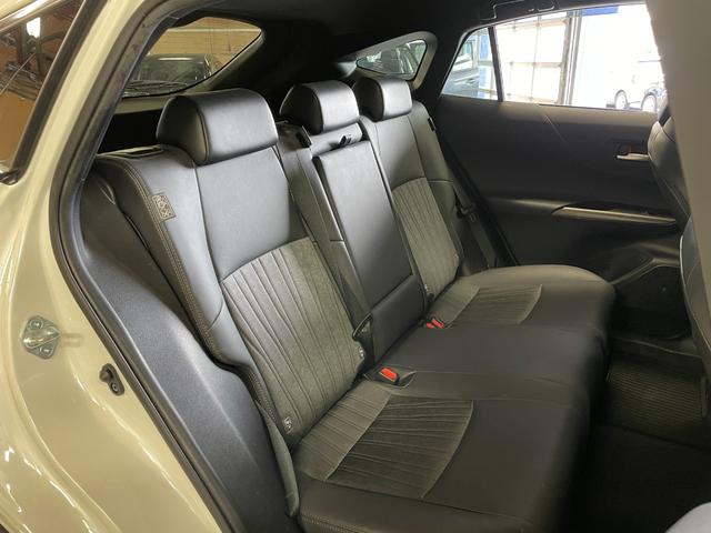 ハリアー Ｚ　純正１２．３型ディスプレイ　パノラマビューモニター　トヨタセーフティセンス　ＪＢＬプレミアムサウンド　ハーフレザーシート　パワーバックドア　ＢＳＭ　ＥＴＣ２．０　ＴＶキット　スペアキー　パワーシート（18枚目）