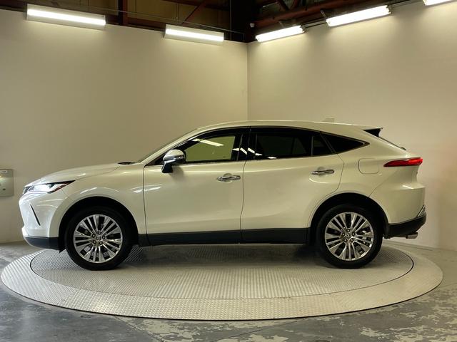 ハリアー Ｚ　純正１２．３型ディスプレイ　パノラマビューモニター　トヨタセーフティセンス　ＪＢＬプレミアムサウンド　ハーフレザーシート　パワーバックドア　ＢＳＭ　ＥＴＣ２．０　ＴＶキット　スペアキー　パワーシート（21枚目）