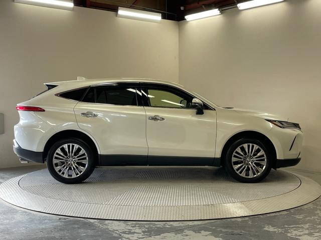 ハリアー Ｚ　純正１２．３型ディスプレイ　パノラマビューモニター　トヨタセーフティセンス　ＪＢＬプレミアムサウンド　ハーフレザーシート　パワーバックドア　ＢＳＭ　ＥＴＣ２．０　ＴＶキット　スペアキー　パワーシート（23枚目）