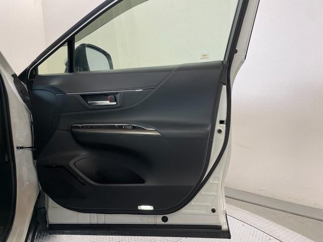 ハリアー Ｚ　純正１２．３型ディスプレイ　パノラマビューモニター　トヨタセーフティセンス　ＪＢＬプレミアムサウンド　ハーフレザーシート　パワーバックドア　ＢＳＭ　ＥＴＣ２．０　ＴＶキット　スペアキー　パワーシート（46枚目）