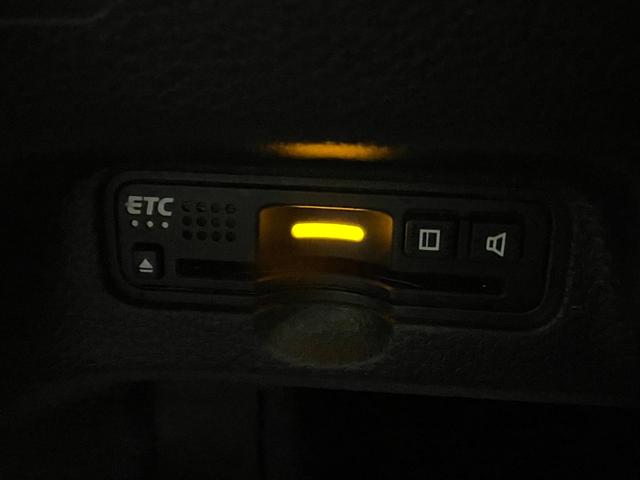 Ｎ－ＢＯＸカスタム Ｇ・Ｌホンダセンシング　社外ナビ（ＡＶＮ－Ｄ１０）　バックモニター　スマートキー　スペアキー　ＬＥＤヘッドライト　ＥＴＣ　充電用ＵＳＢソケット　前席シートヒーター　Ｂｌｕｅｔｏｏｔｈ　フルセグＴＶ　レーンアシスト（12枚目）