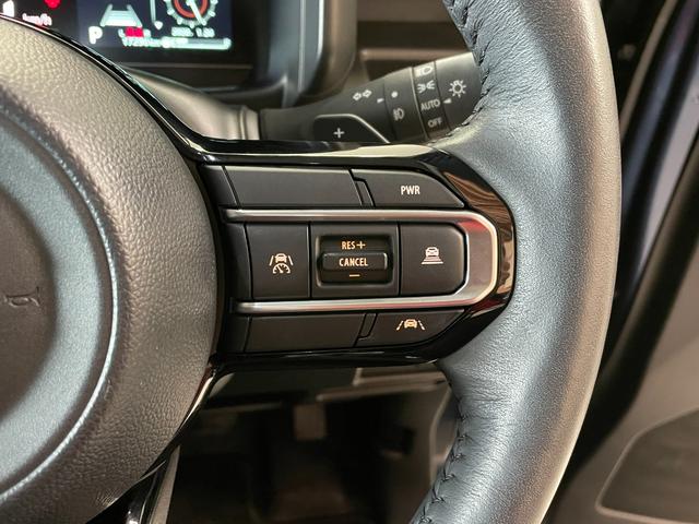 スペーシアカスタム ハイブリッドＸＳターボ　デュアルセンサーブレーキサポートＩＩ　インタークーラーターボ　両側パワースライドドア　前席シートヒーター　ステアリングヒーター　ＨＵＤ　レーダークルーズコントロール　ステアリングリモコン　スペアキー（19枚目）