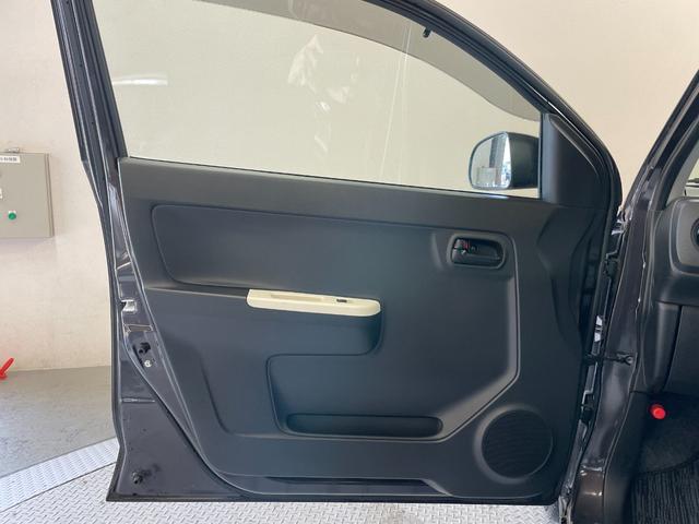 アルト Ｆ　横滑り防止装置　キーレスエントリー　ＣＤデッキ（32枚目）