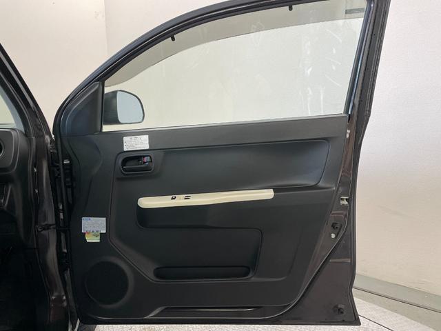 アルト Ｆ　横滑り防止装置　キーレスエントリー　ＣＤデッキ（33枚目）