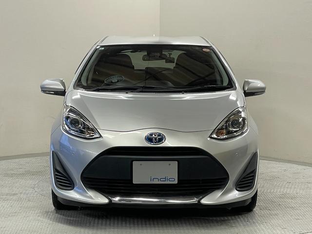 アクア Ｓ　スマートキー　純正ナビ（ＮＳＣＮ－Ｗ６８）　バックモニター　トヨタセーフティセンス　Ｂｌｕｅｔｏｏｔｈ　電動格納ミラー　オートライト　ステアリングリモコン　ＥＴＣ（11枚目）