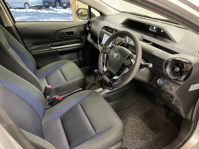 アクア Ｓ　スマートキー　純正ナビ（ＮＳＣＮ－Ｗ６８）　バックモニター　トヨタセーフティセンス　Ｂｌｕｅｔｏｏｔｈ　電動格納ミラー　オートライト　ステアリングリモコン　ＥＴＣ（15枚目）