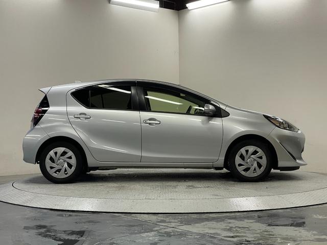 アクア Ｓ　スマートキー　純正ナビ（ＮＳＣＮ－Ｗ６８）　バックモニター　トヨタセーフティセンス　Ｂｌｕｅｔｏｏｔｈ　電動格納ミラー　オートライト　ステアリングリモコン　ＥＴＣ（21枚目）