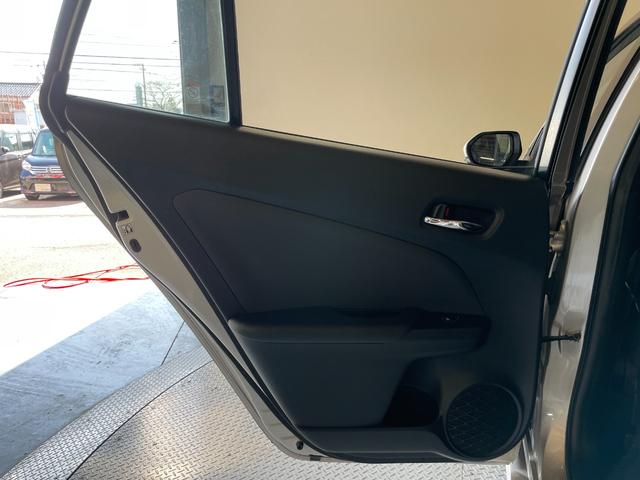 プリウス Ａ　純正ナビ（ＤＳＺＴ－ＹＣ４Ｔ）　トヨタセーフティセンス　バックモニター　ＥＴＣ　ステアリングリモコン　ＬＥＤヘッドライト　クリアランスソナー　アダプティブクルーズコントロール　オートライトＦＵＤ（41枚目）