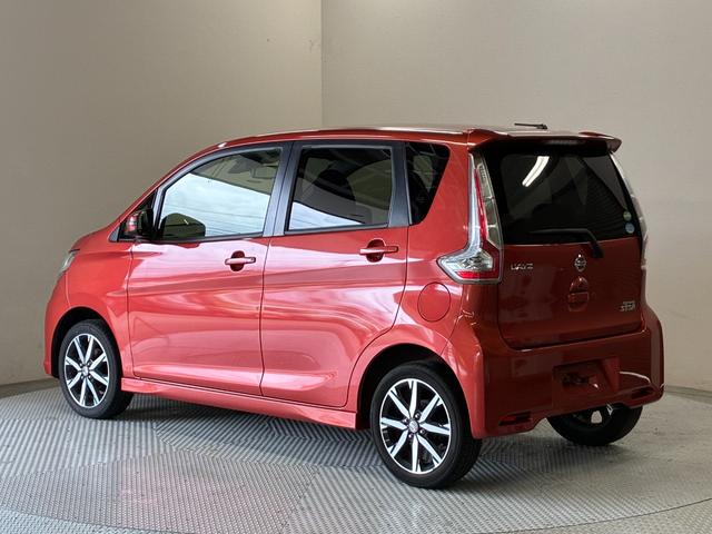 デイズ ハイウェイスター　Ｇターボ　純正ナビ（ＭＭ５１６Ｄ－Ｗ）　エマージェンシーブレーキ　アラウンドビューモニター　ＥＴＣ　スペアキー　スマートキー　純正アルミホイール　禁煙車　クルーズコントロール　Ｂｌｕｅｔｏｏｔｈ（14枚目）