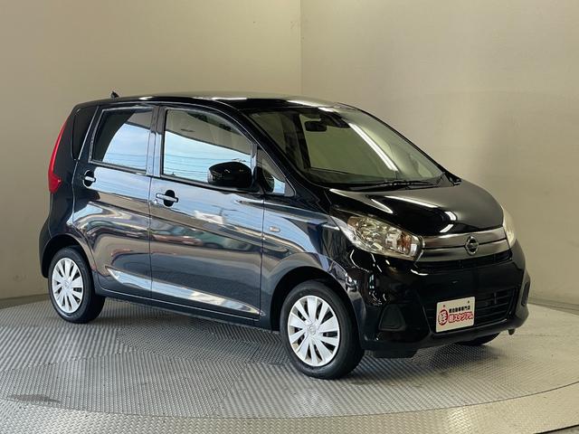 デイズ Ｊ　衝突軽減ブレーキ　横滑り防止　キーレスエントリー　ＣＤデッキ　電動格納ミラー（9枚目）