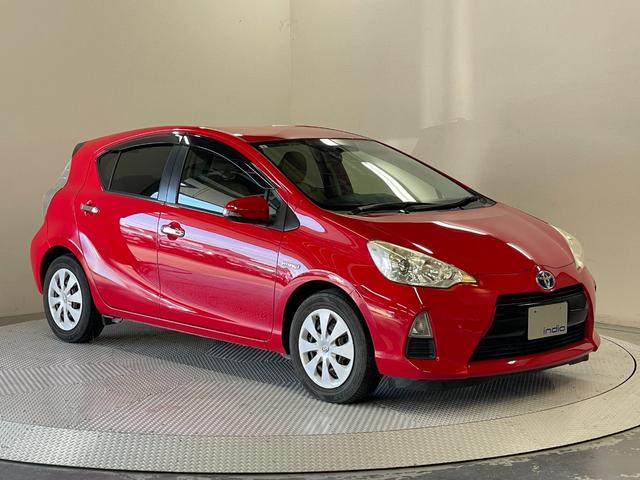 アクア Ｓ　純正ナビ（ＮＳＺＴ－Ｗ６２Ｇ）　ＥＴＣ　スマートキー　前席シートヒーター　Ｂｌｕｅｔｏｏｔｈ　オートライト　電動格納ミラー　ナノイーＡＡＣ（9枚目）