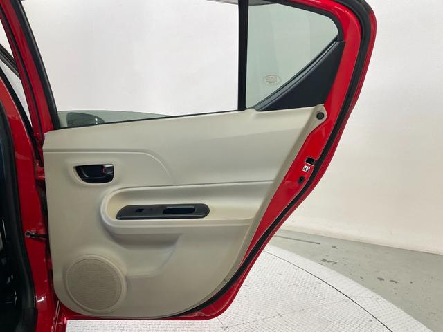 アクア Ｓ　純正ナビ（ＮＳＺＴ－Ｗ６２Ｇ）　ＥＴＣ　スマートキー　前席シートヒーター　Ｂｌｕｅｔｏｏｔｈ　オートライト　電動格納ミラー　ナノイーＡＡＣ（33枚目）