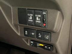 ξ¦��ư���饤�ɥɥ���������ž�ʤ��ܥ����Ĥǳ��Ĳ�ǽ�Ǥ������ޤ��� 6