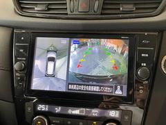 �������ϥ����ۿ��夫��֤򸫤��褦�˥�˥����ǳ�ǧ���Ǥ��롣����ºݤμ֤��δ����ƤߤƤ��������� 6